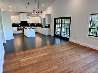 1138 Los Robles St, Davis, CA 95618