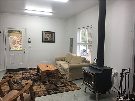 3rd image of 11515 382nd St E