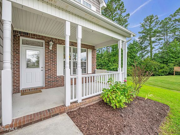 4th image of 105 Kingswood Court