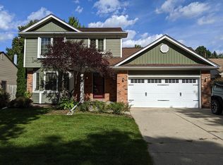 12787 Beresford Dr, Sterling Heights, MI 48313