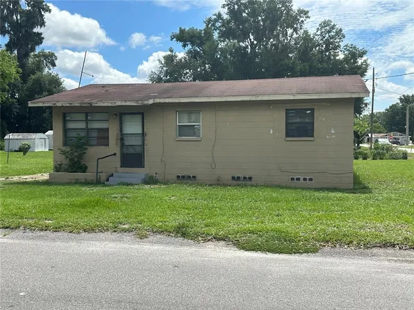 525 S Seminole Ave, Fort Meade, FL 33841