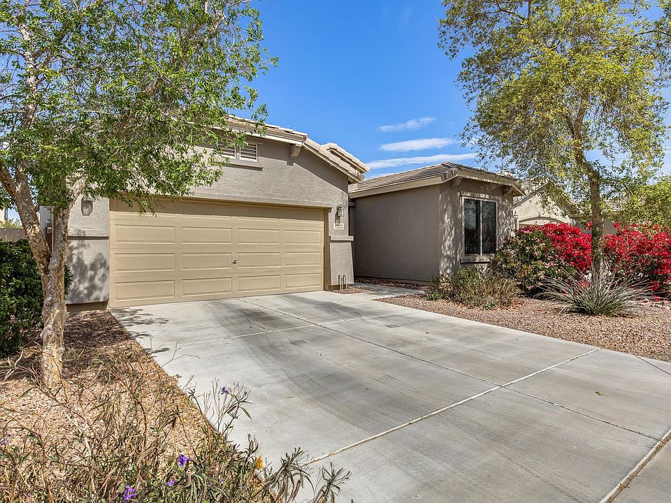 1st image of 42222 W Lunar St