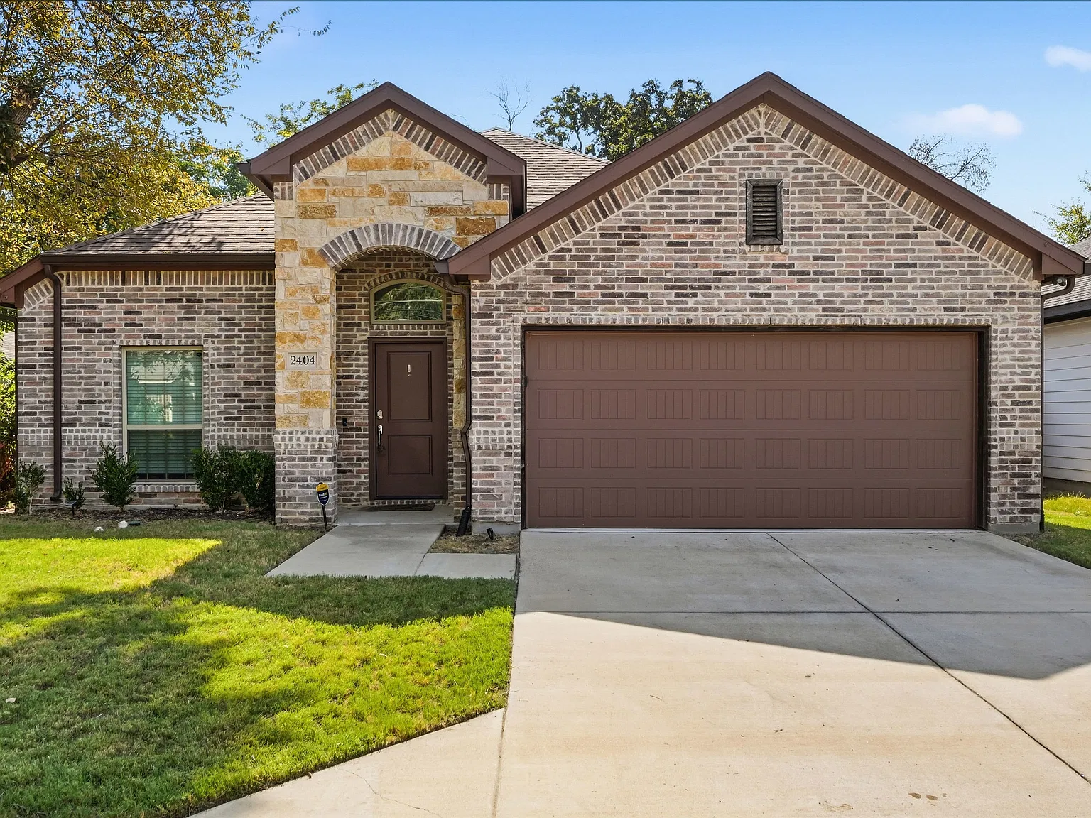 4 bed, 1710 sqft, $2,550 — Photo 1