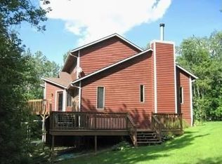 3978 Cedar Ln NE, Solon, IA 52333