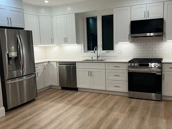 2nd image of 55-57 Reed Ave