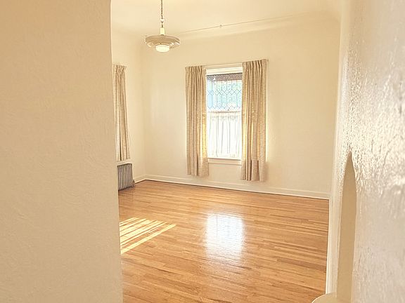3rd image of 878 S Logan St APT 1