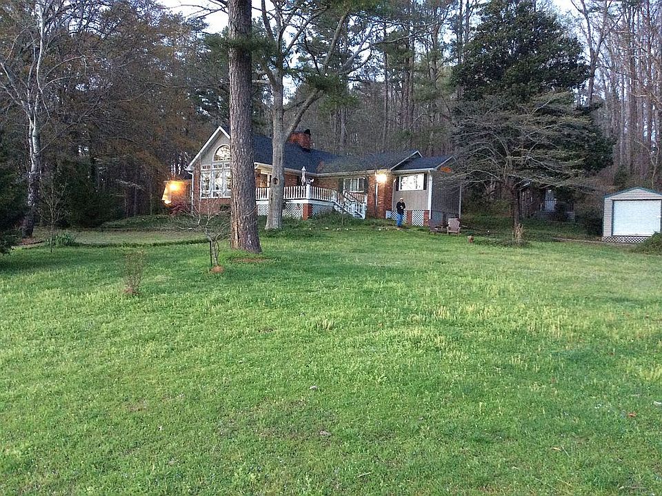 2nd image of 125 Christian Way