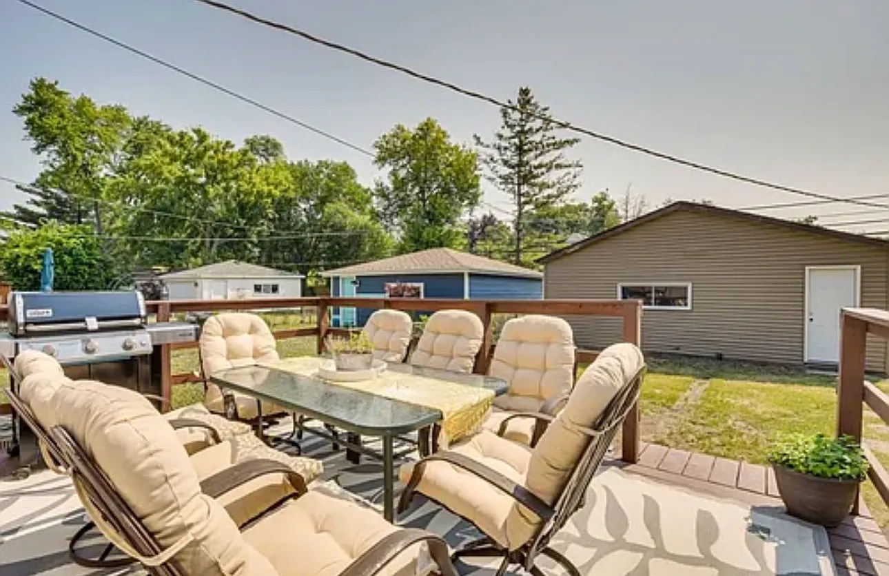 1675 South Cora Street - 1 — Photo 3