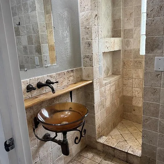 3306 Lake Saxon Dr — Photo 11
