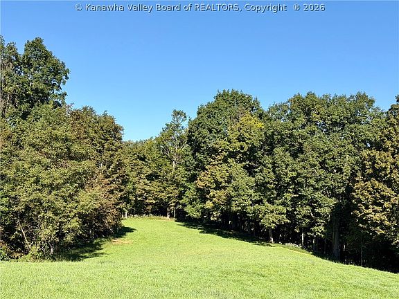 3rd image of 4333 Huff Run Rd