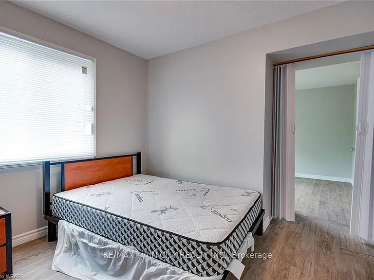 151 Bridgeport Rd E #4 — Photo 13