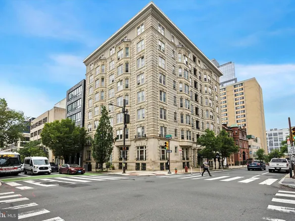 2201 Chestnut St APT 304, Philadelphia, PA 19103