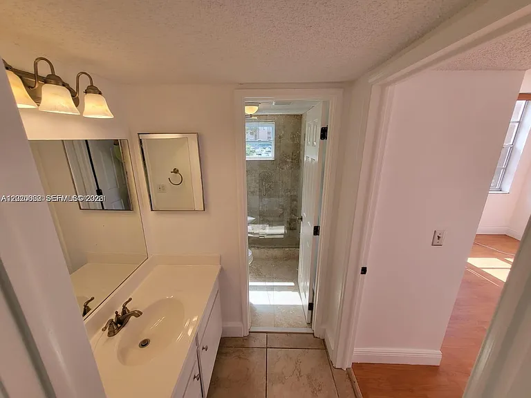 9440 Live Oak Pl #201 — Photo 9