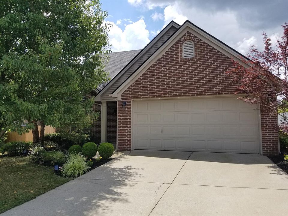 1st image of 220 Hedgewood Ln