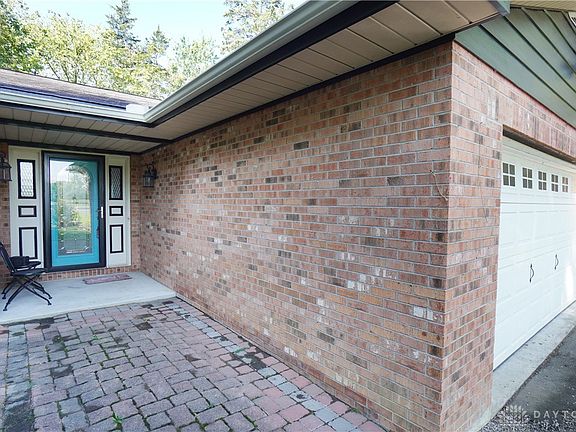 5th image of 6 Comanche Dr