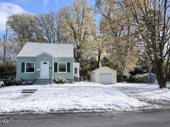 150 Gifford Road, Schenectady, NY 12304
