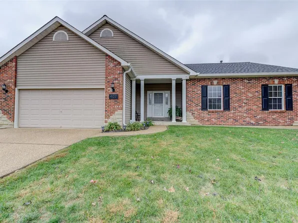 402 Van Buren Ct, Wentzville, MO 63385