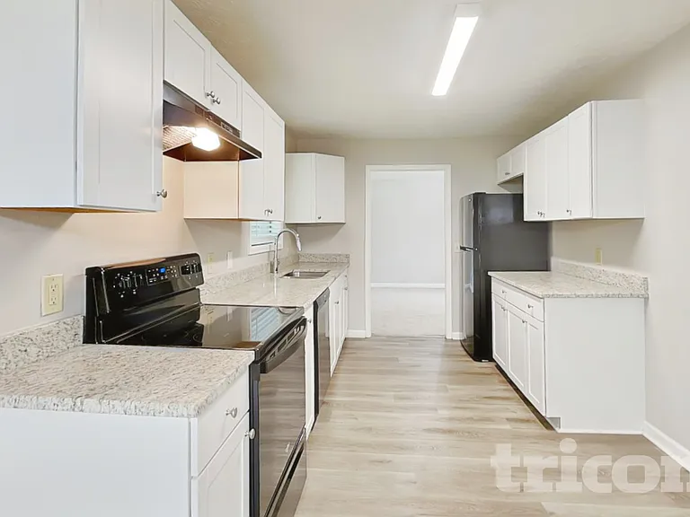4251 Cary Dr — Photo 7