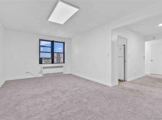 150-11 72 Road #6F, Flushing, NY 11367