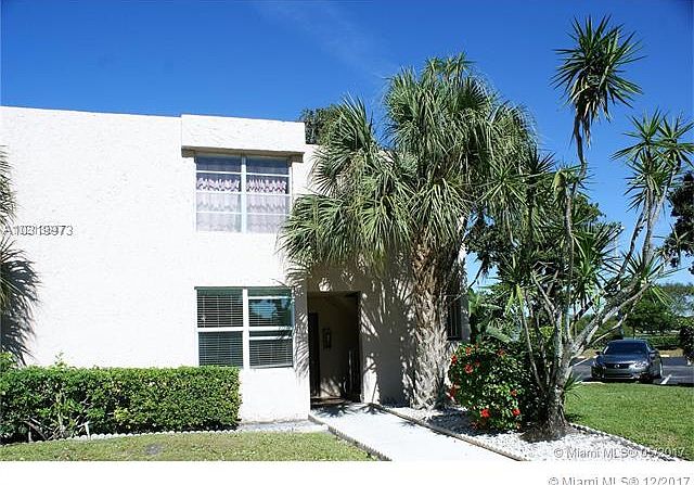 1st image of 9400 Live Oak Pl APT 101