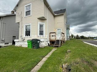 301 3rd St NW, Barberton, OH 44203