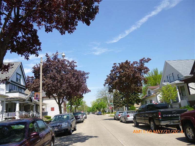 2nd image of 2221 S 29th St