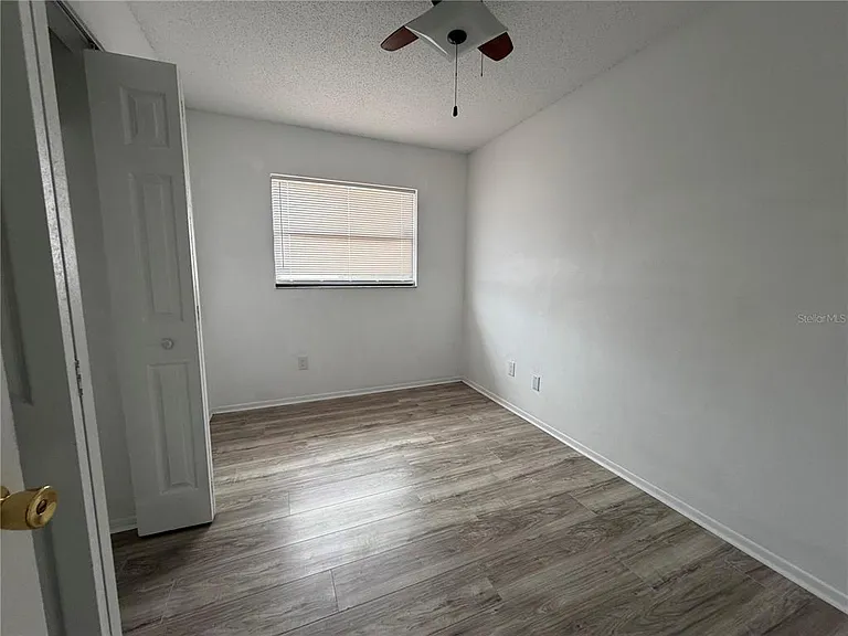 1767 Valencia Ave — Photo 21