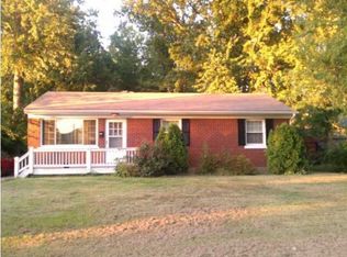 6702 Marian Dr, Louisville, KY 40216