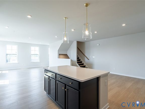 5th image of 3406 Carlton St #2-4A