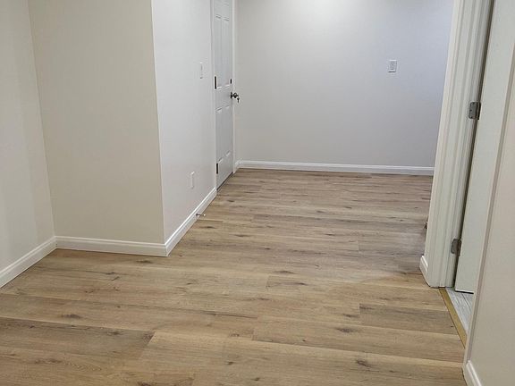 4th image of 47 E Moltke St #B