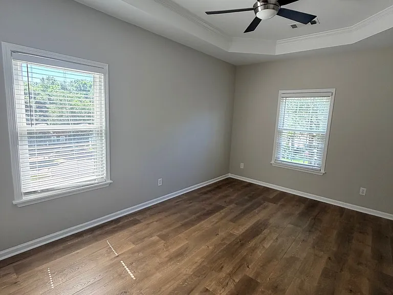 5430 Derby Chase Ct — Photo 12