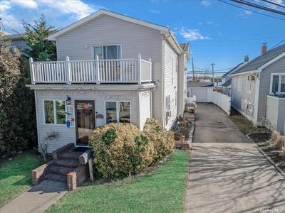 25 Quebec Road, Island Park, NY, 11558