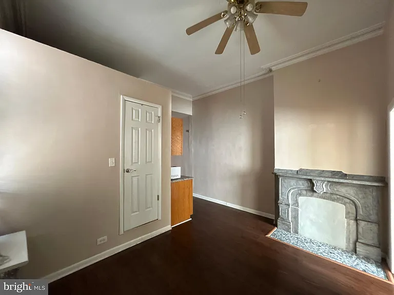 152 N 21st St #2R — Photo 4