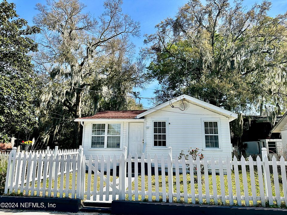 1st image of 418 CRESTWOOD Street