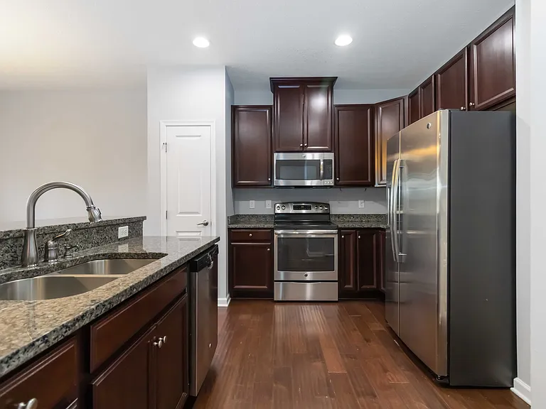 3432 Hidden Falls Ct — Photo 9