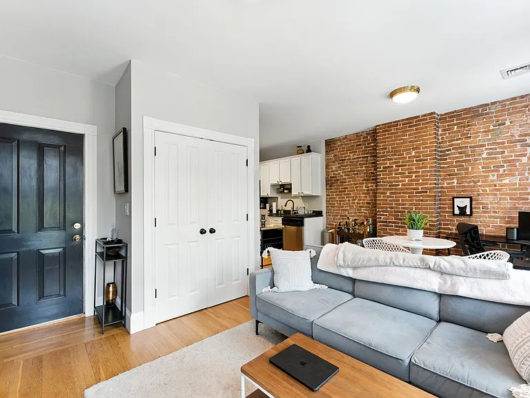 19 Medford St #2 — Photo 3
