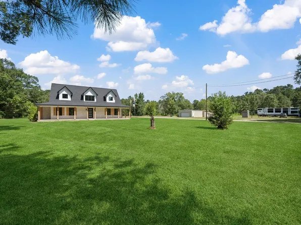 951 County Road 2298, Cleveland, TX 77327