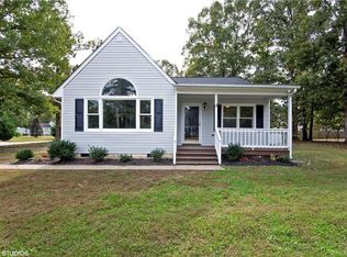 24213 Gloria Dr, Petersburg, VA 23803