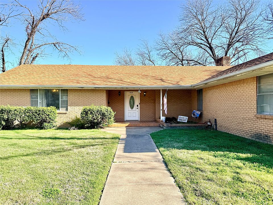 1st image of 429 Agnes Ave