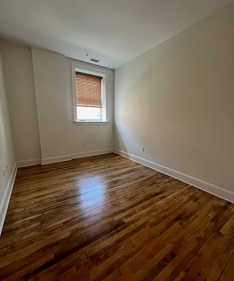 686 Main St #D — Photo 9