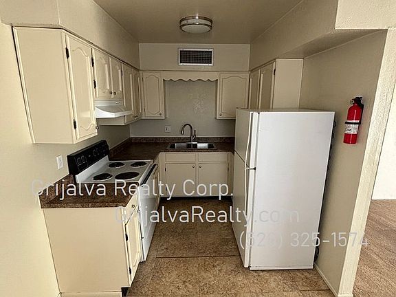 4th image of 2836 N Sparkman Blvd #B