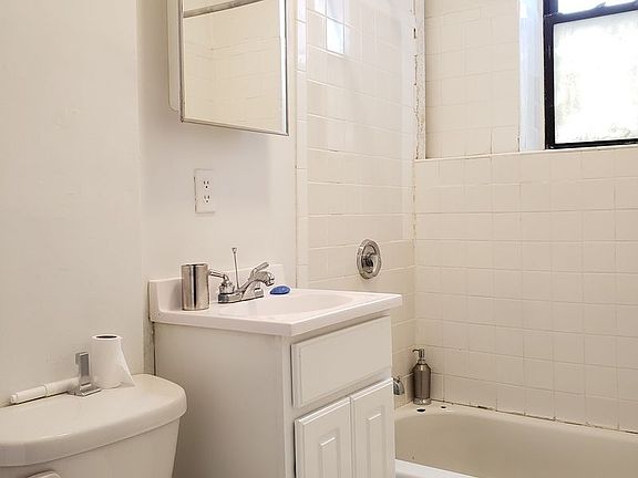 4th image of 1225 Bushwick Ave #D4