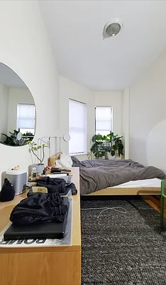 Rented by Owner | media 22