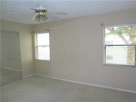 3rd image of 8133 NW 53rd Ct