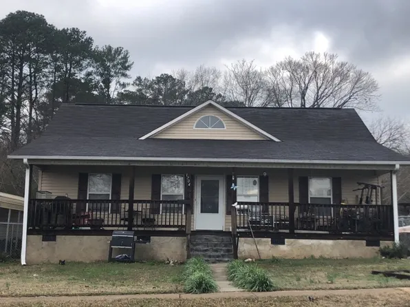 1704 Obrig Ave, Guntersville, AL 35976