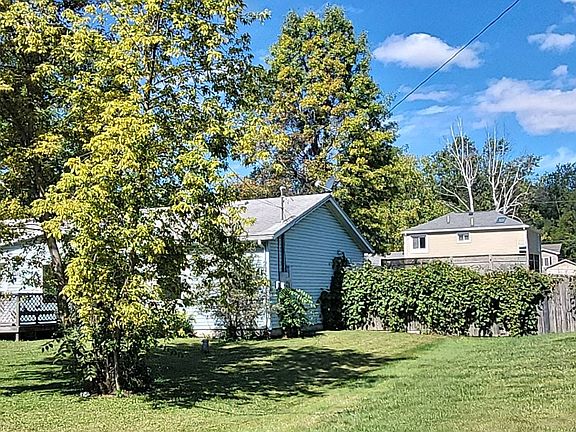 2nd image of 2560 Hasen Dr