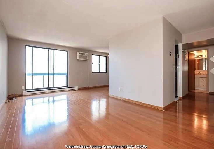 150 Park St W #1801 — Photo 6