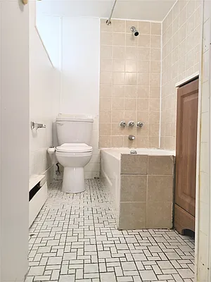 Rented by Virtual Real Estate | media 9