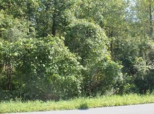 7 Bower Rd, Poughkeepsie, NY 12603