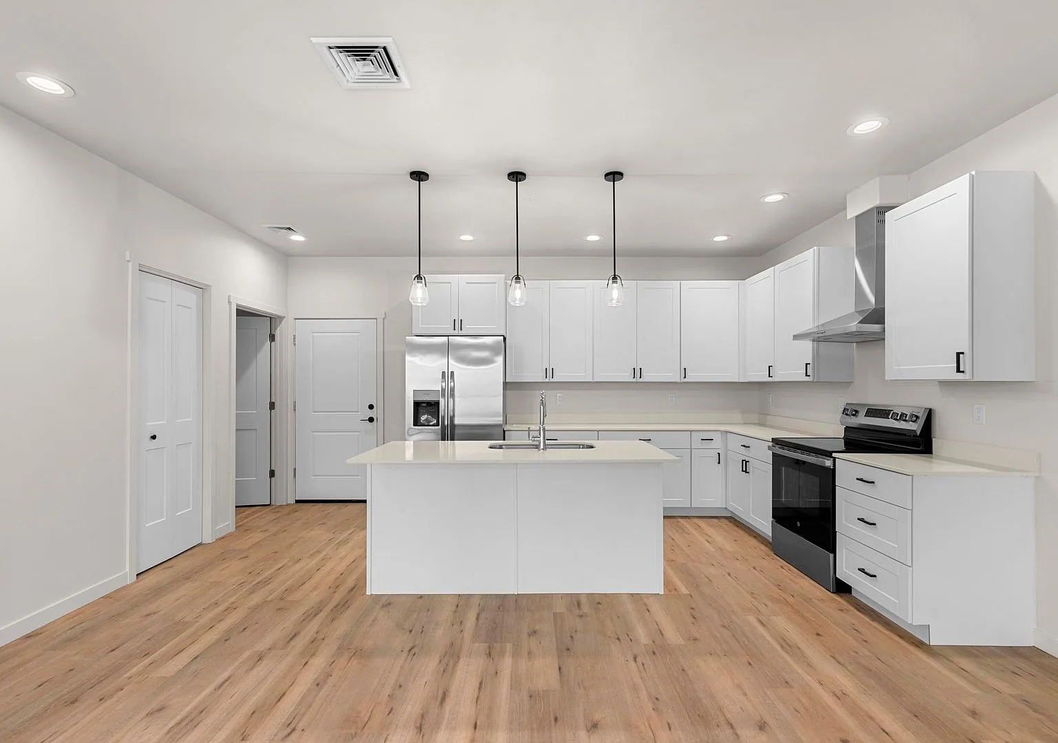 Cashmere Riverview — Photo 3